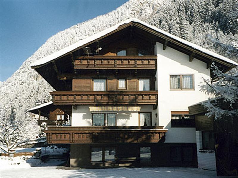 Gaestehaus Gisela Брук-ам-Циллер Экстерьер фото